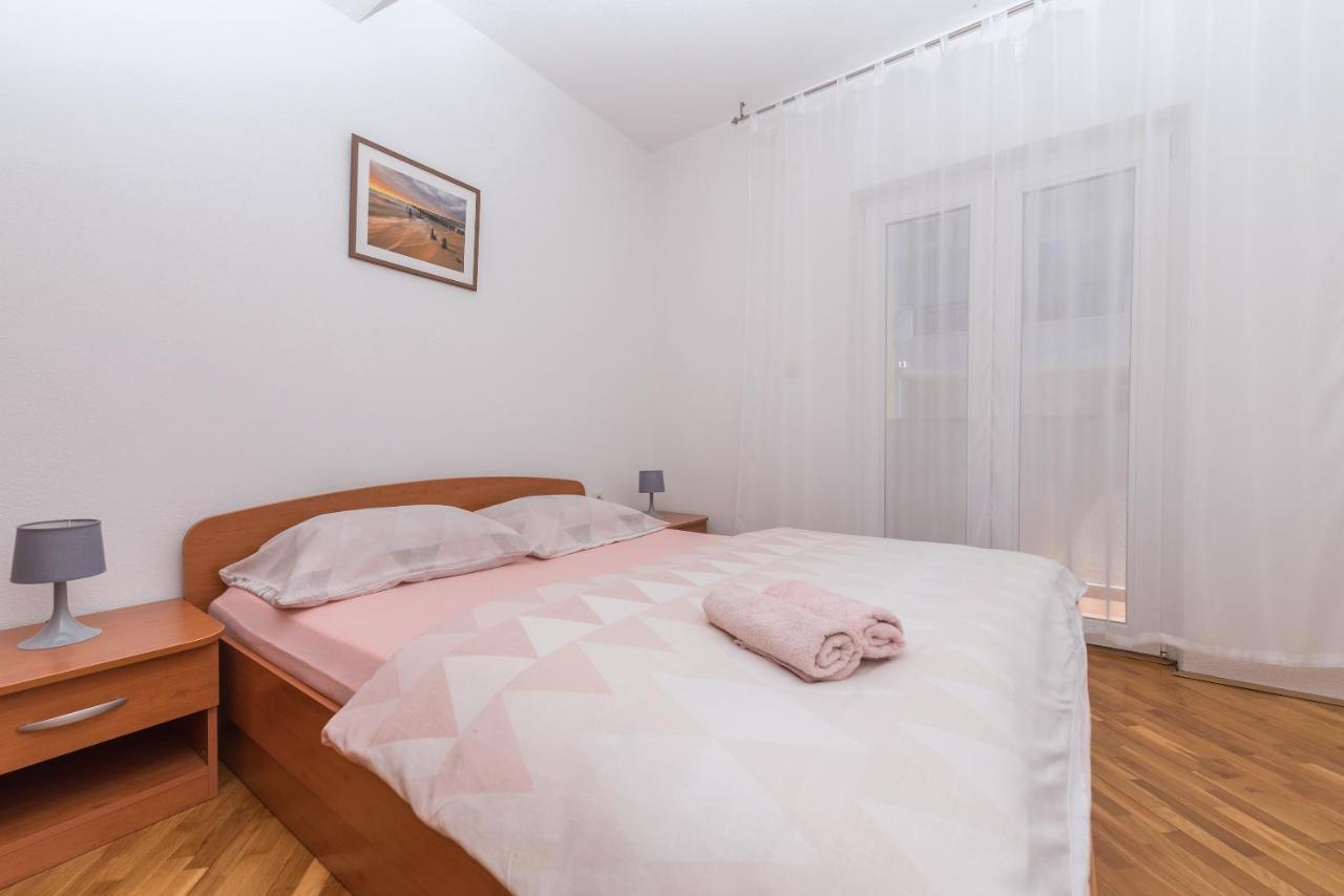 Skiljini Dvori - Apartman Макарска Экстерьер фото